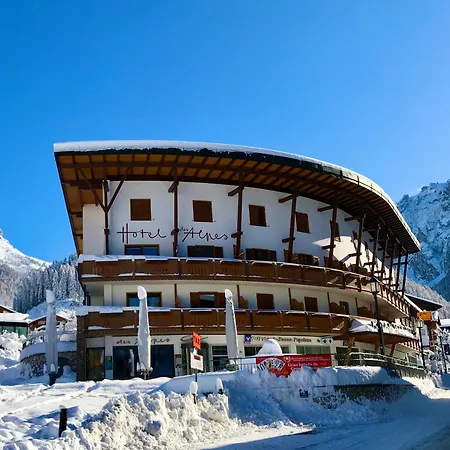 Des Alpes 3*