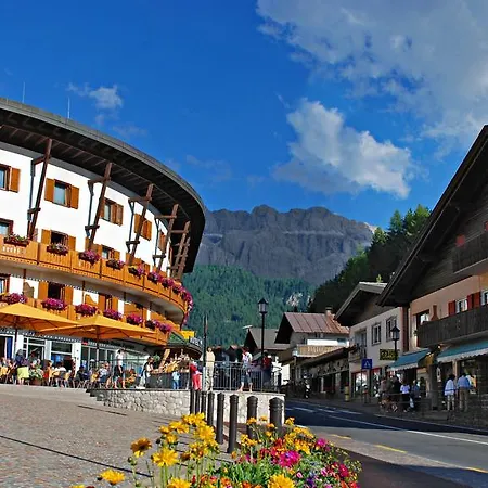 Hotel Des Alpes 3*
