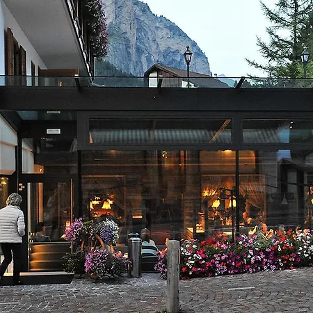 Hotel Des Alpes Selva di Val Gardena
